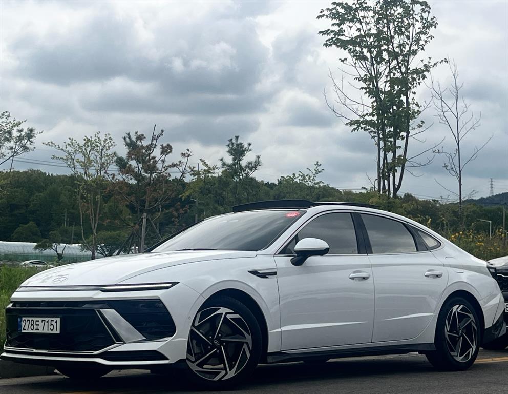 HYUNDAI Sonata 2024 Blanco - Importación desde Corea - HF Imports Iquique - Foto 1