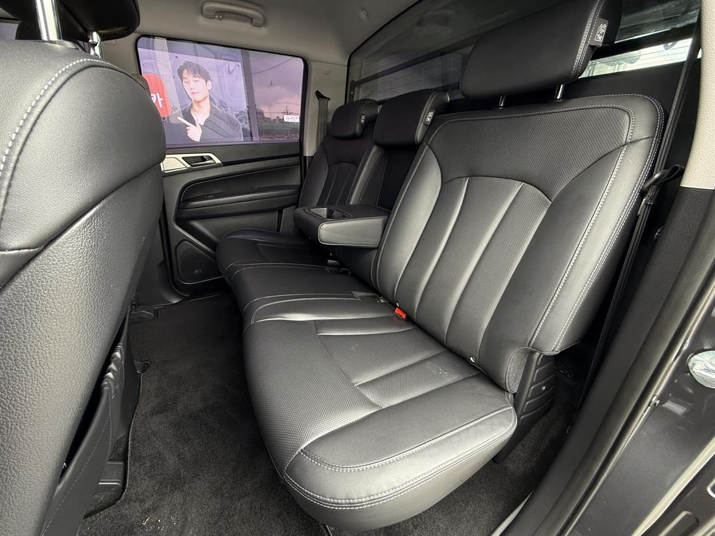 Ssangyong Rexton - Vista 7