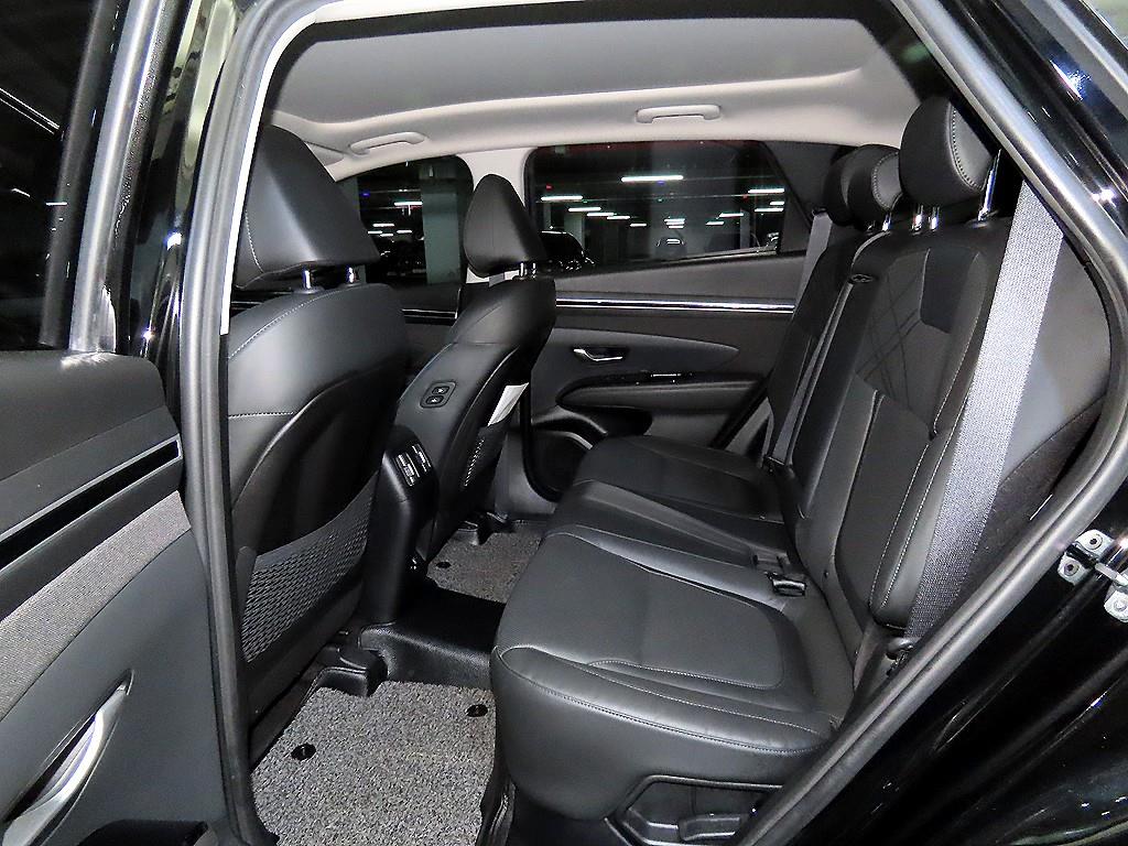 HYUNDAI Tucson - Vista 10