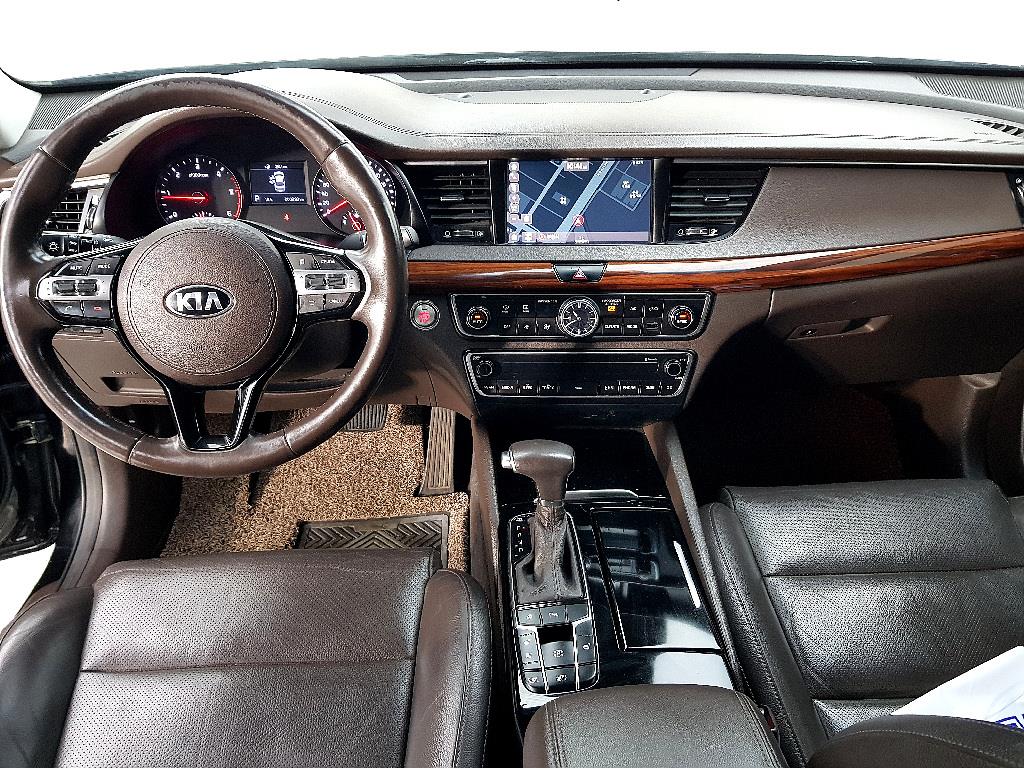 KIA K7 - Vista 5
