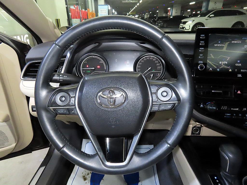 Toyota Camry - Vista 8