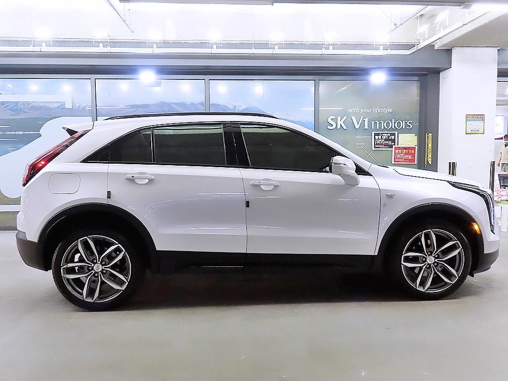 Cadillac XT4 - Vista 3