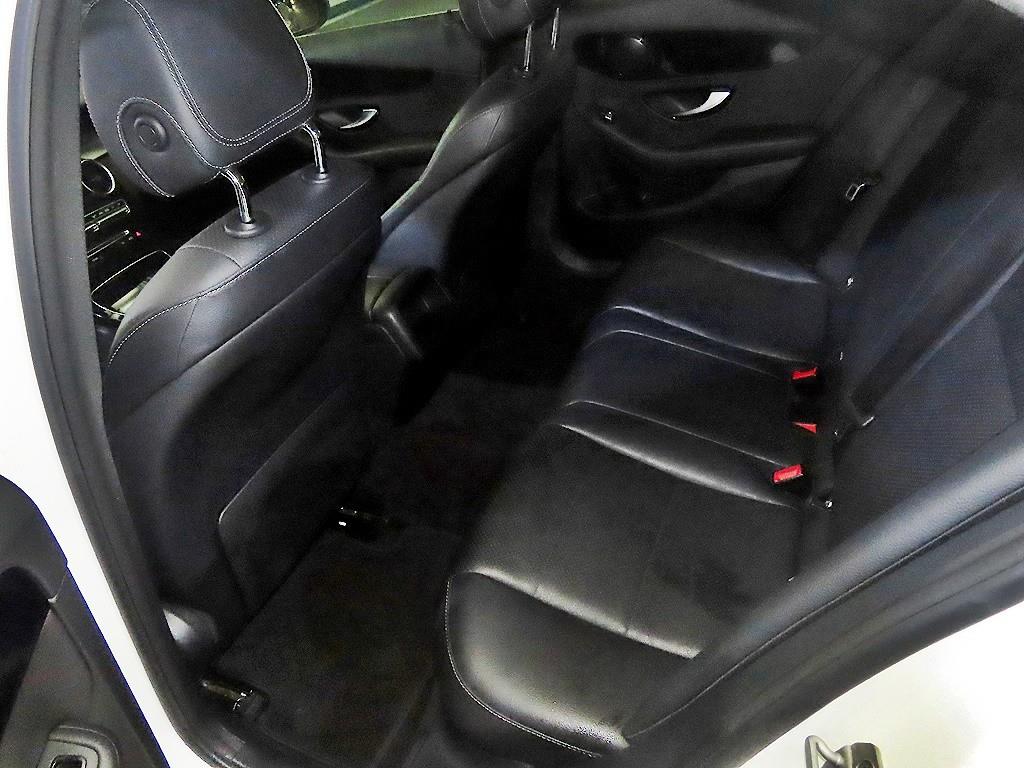 Mercedes Benz C Class - Vista 7