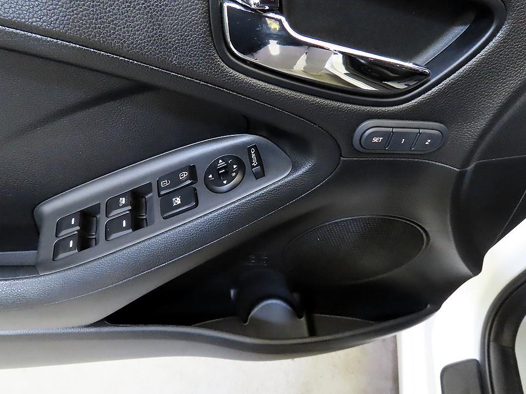 KIA K3 2015 - Importación desde Corea - HF Imports Iquique - Foto 13