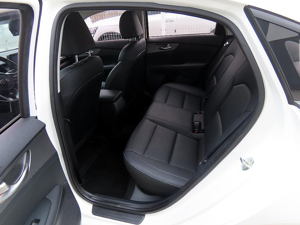 HYUNDAI Grandeur - Vista 6