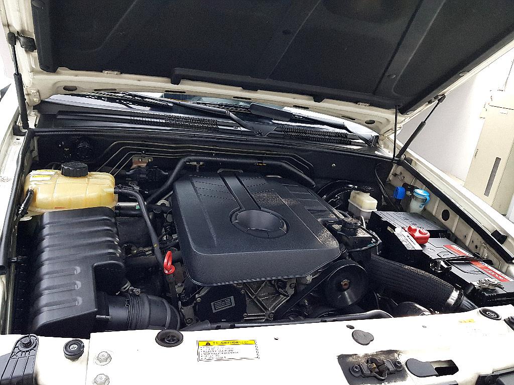 Ssangyong Rexton - Vista 6