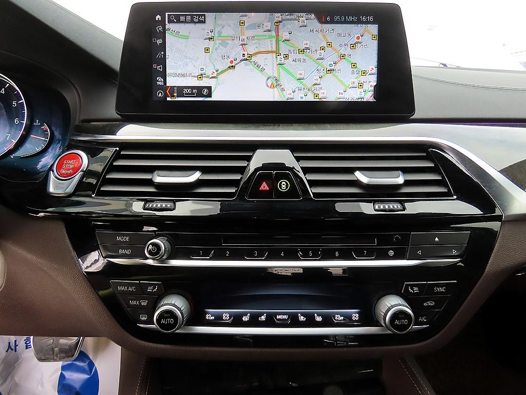 BMW 5 Series 2018 Blanco - Importación desde Corea - HF Imports Iquique - Foto 13