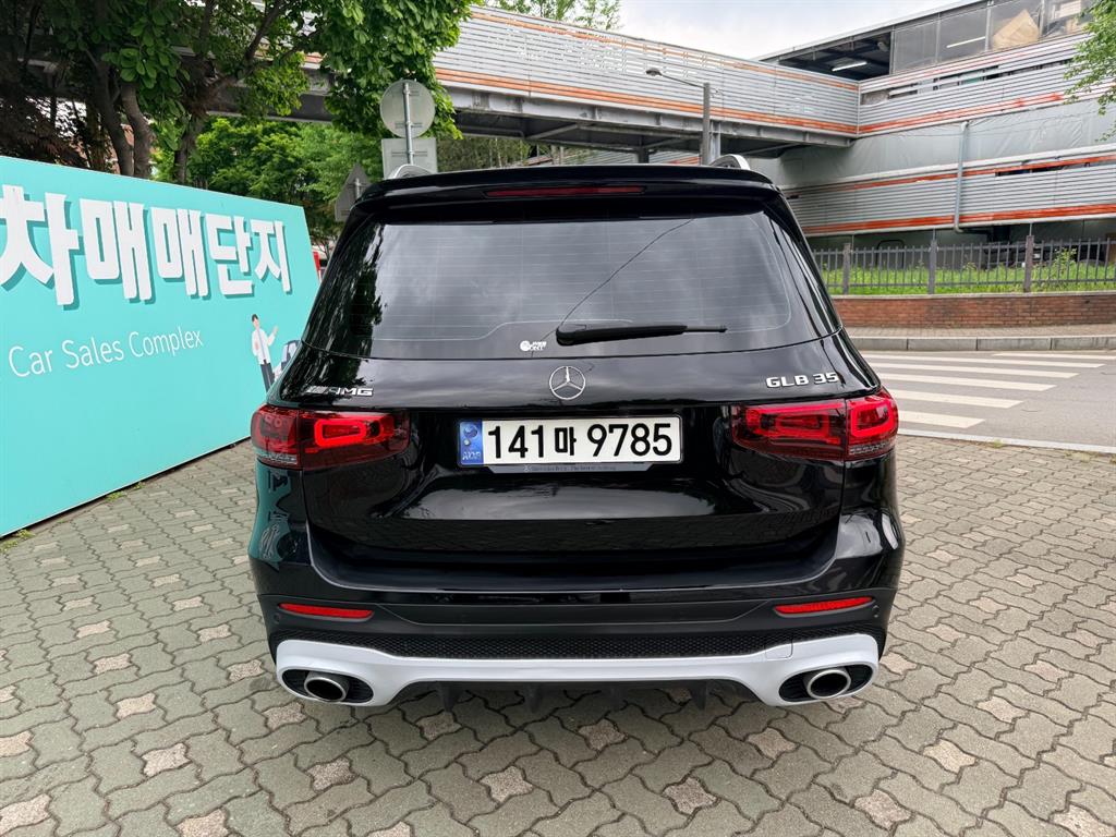 Mercedes Benz GLB Class - Vista 5