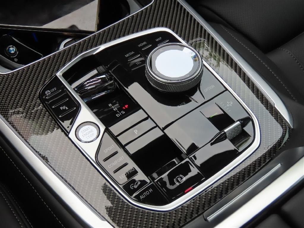 BMW X7 - Vista 11