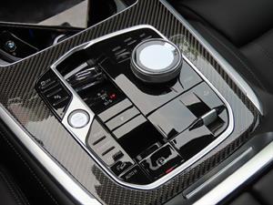 BMW X7 - Vista 12