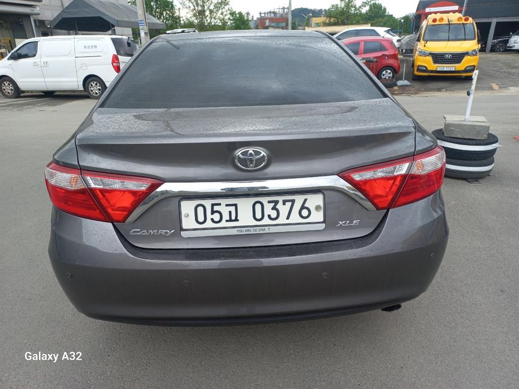 Toyota Camry - Vista 2