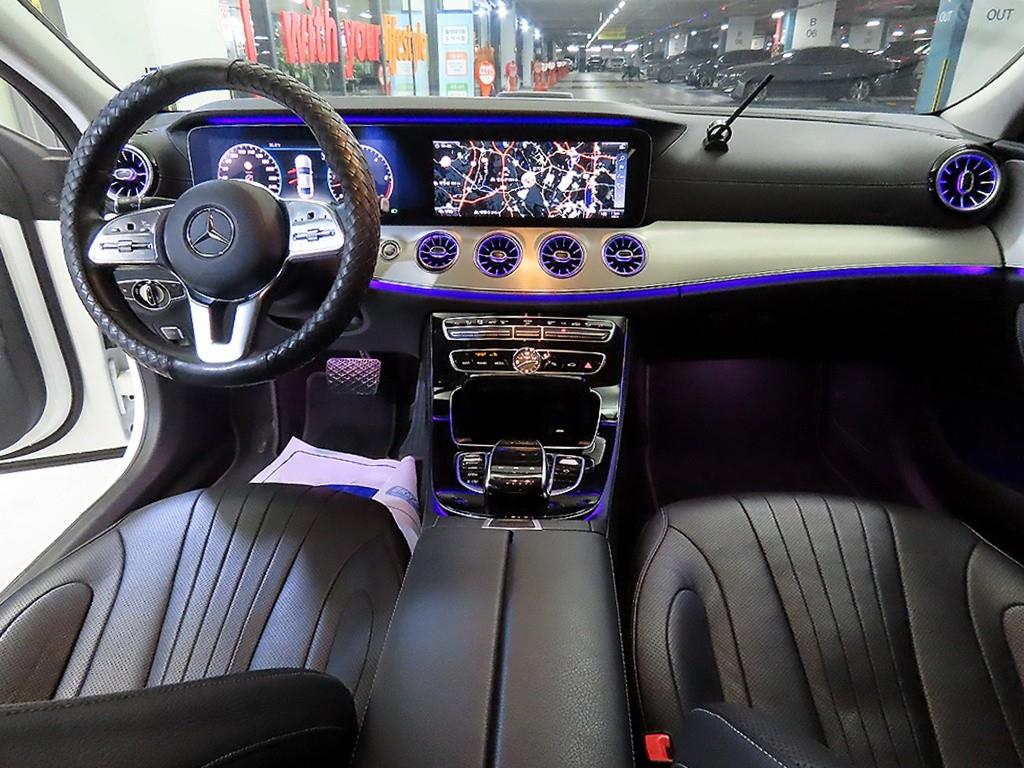 Mercedes Benz CLS Class - Vista 10