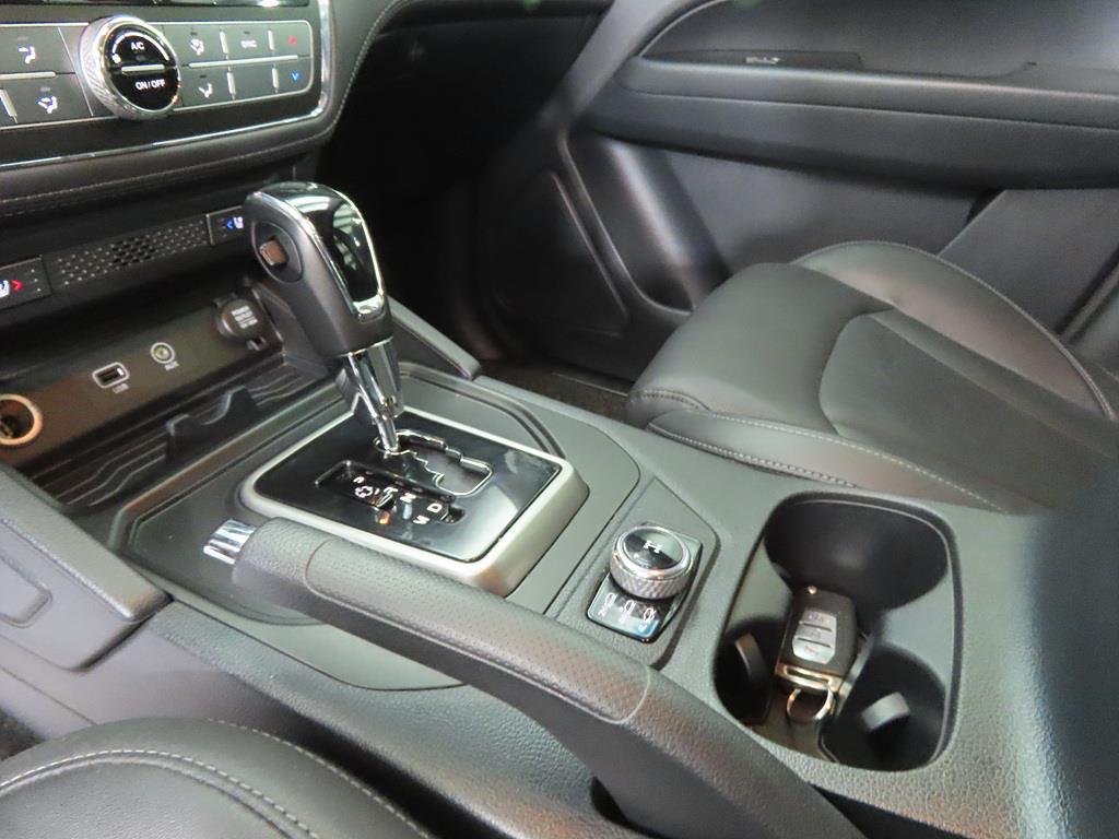 Ssangyong Rexton - Vista 11