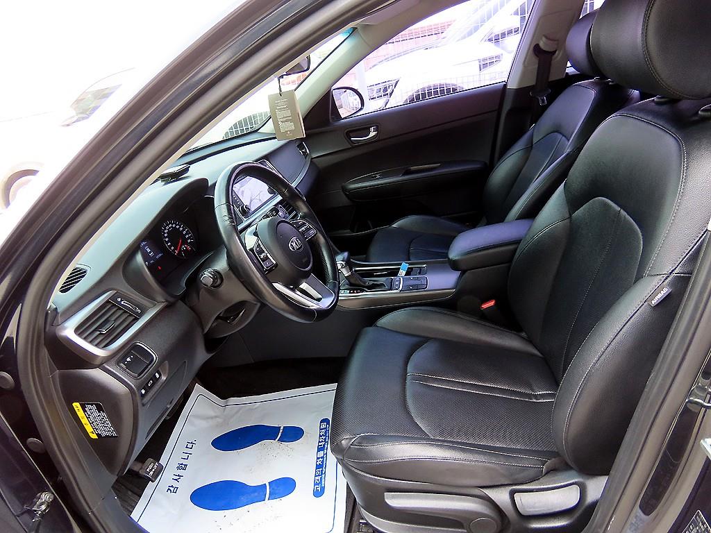 KIA K5 - Vista 5