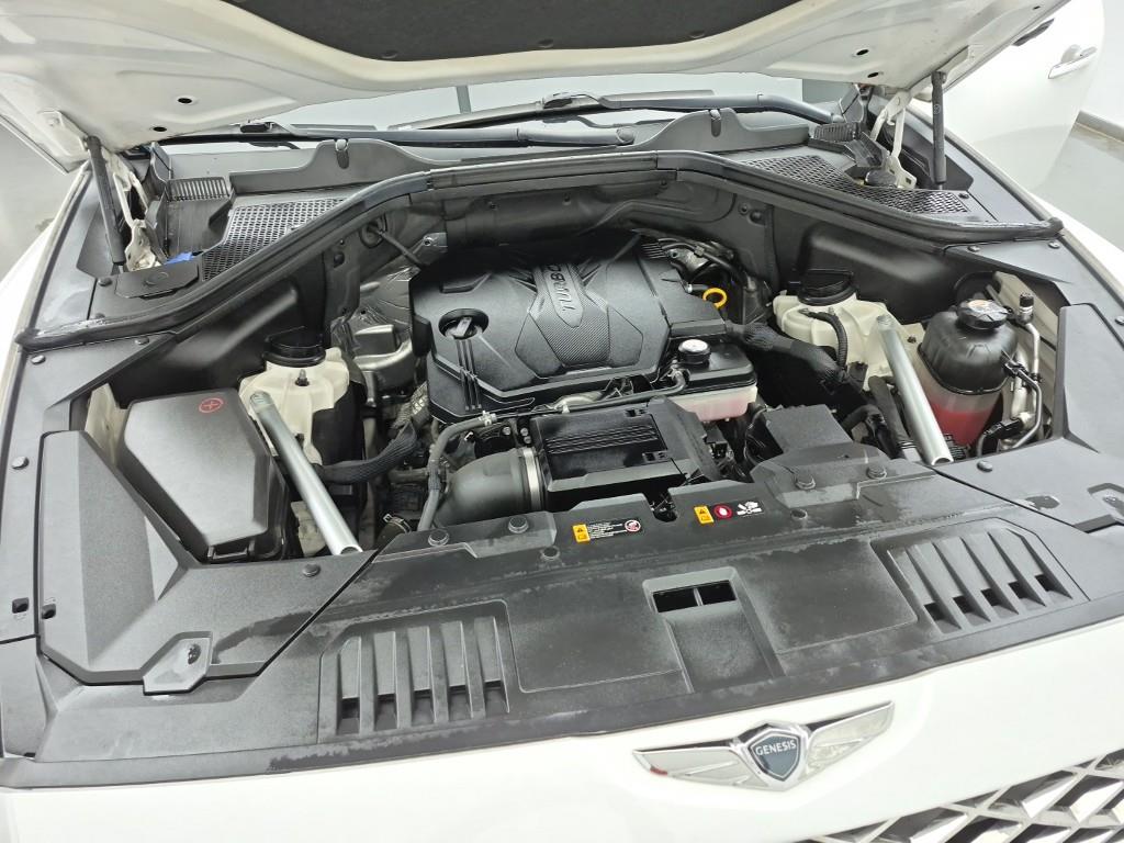 Genesis GV80 - Vista 6