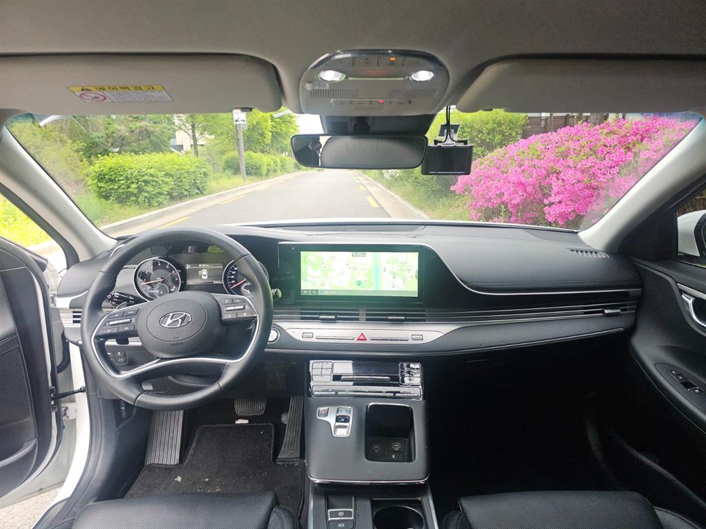 HYUNDAI Grandeur - Vista 8