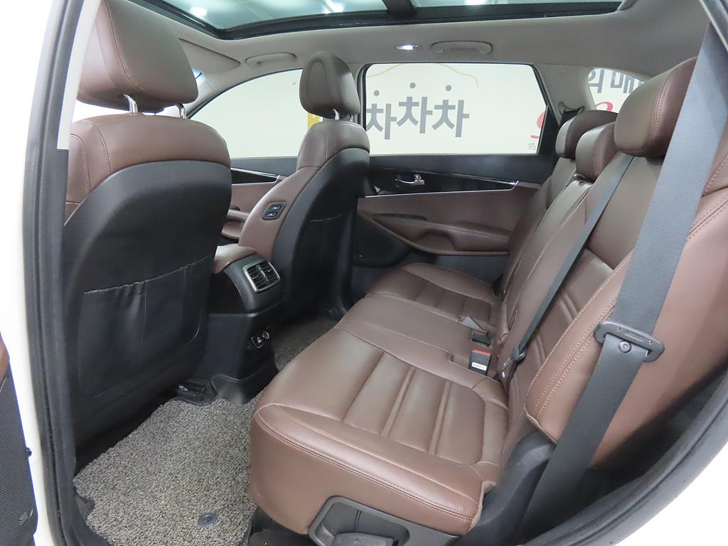 KIA Sorento - Vista 6