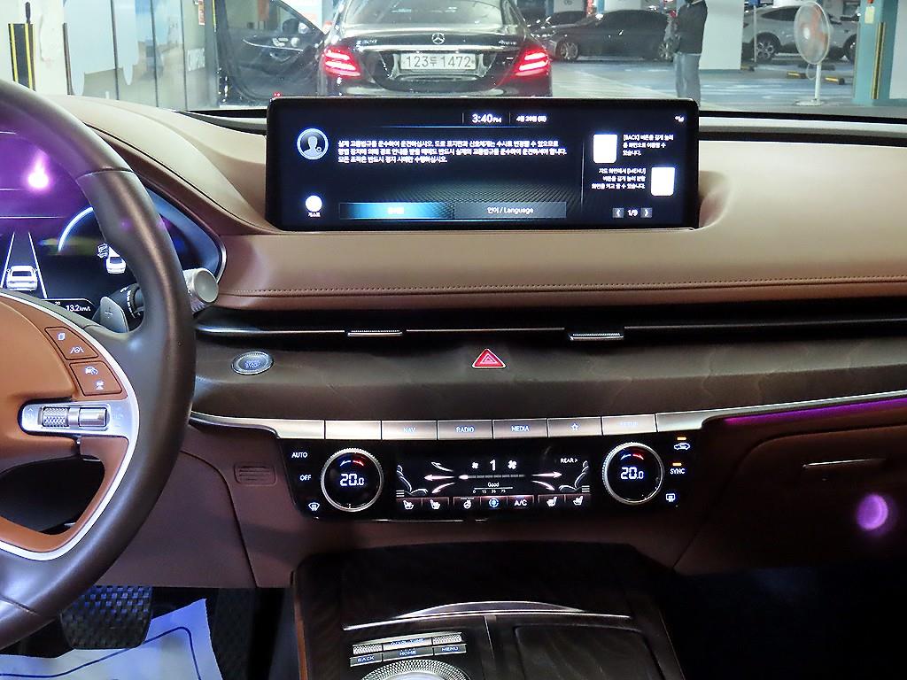 Genesis G80 - Vista 11