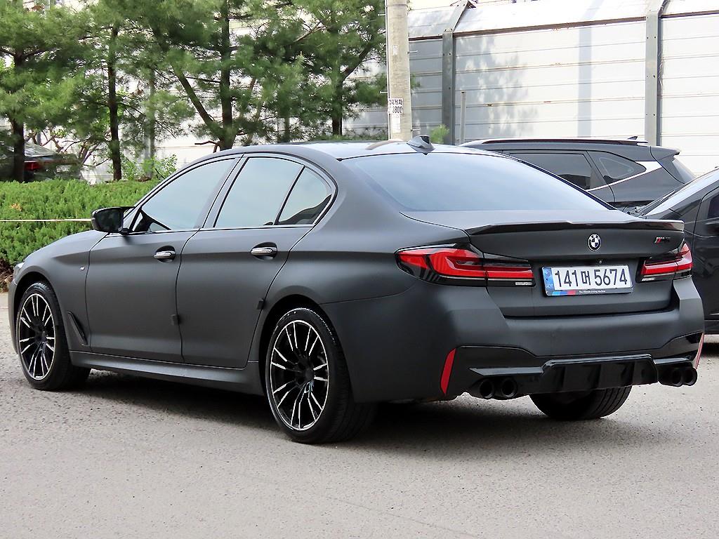 BMW 5 Series - Vista 3