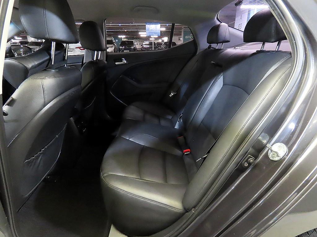 KIA K5 - Vista 7
