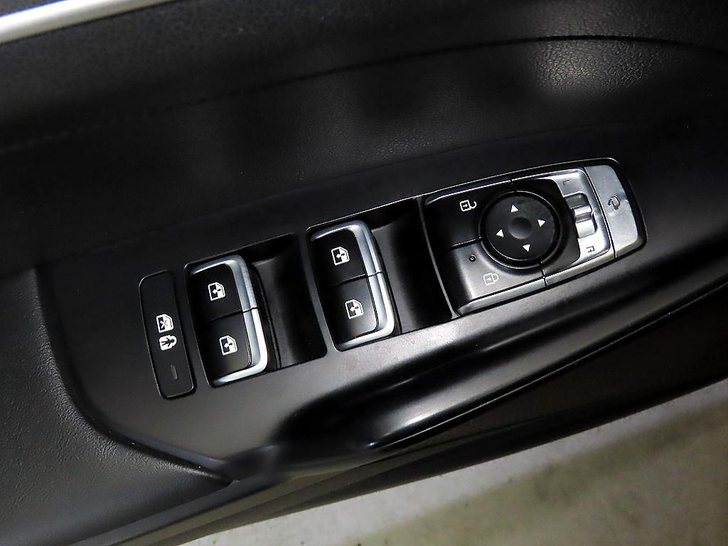 KIA K5 2021 Negro - Importación desde Corea - HF Imports Iquique - Foto 14