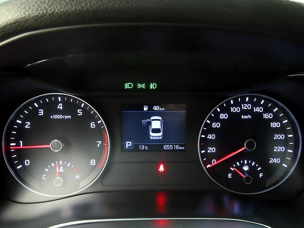 KIA K3 - Vista 8