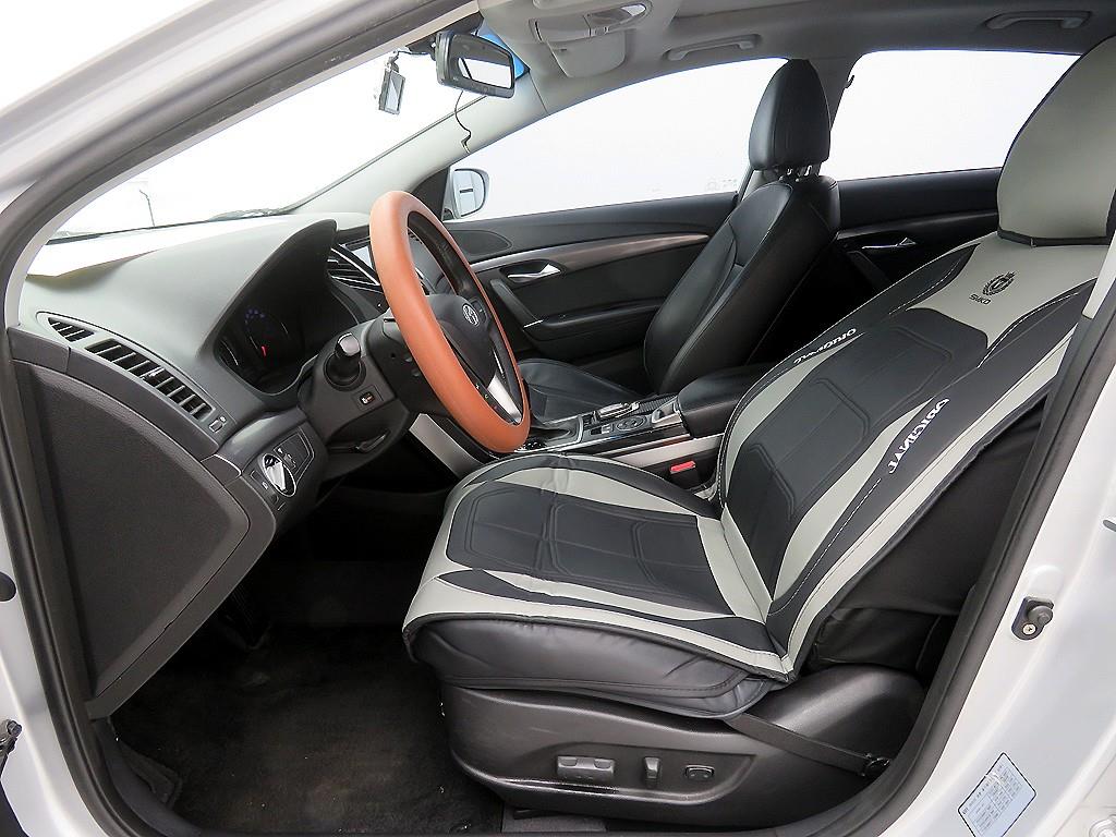 HYUNDAI i40 - Vista 6