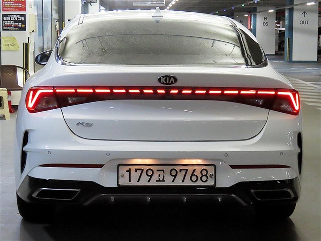 KIA K5 - Vista 4