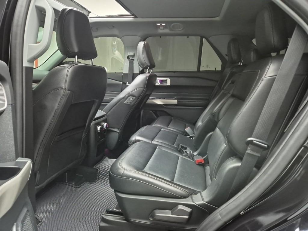 Ford Explorer - Vista 12