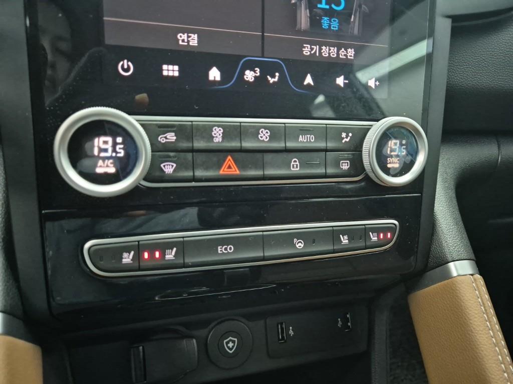 SAMSUNG QM6 - Vista 10