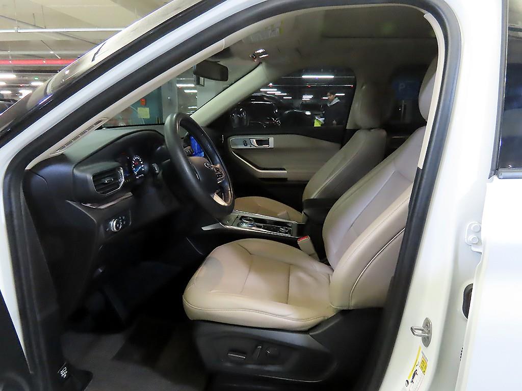 Ford Explorer - Vista 6