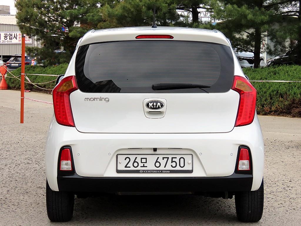 KIA Morning - Vista 4