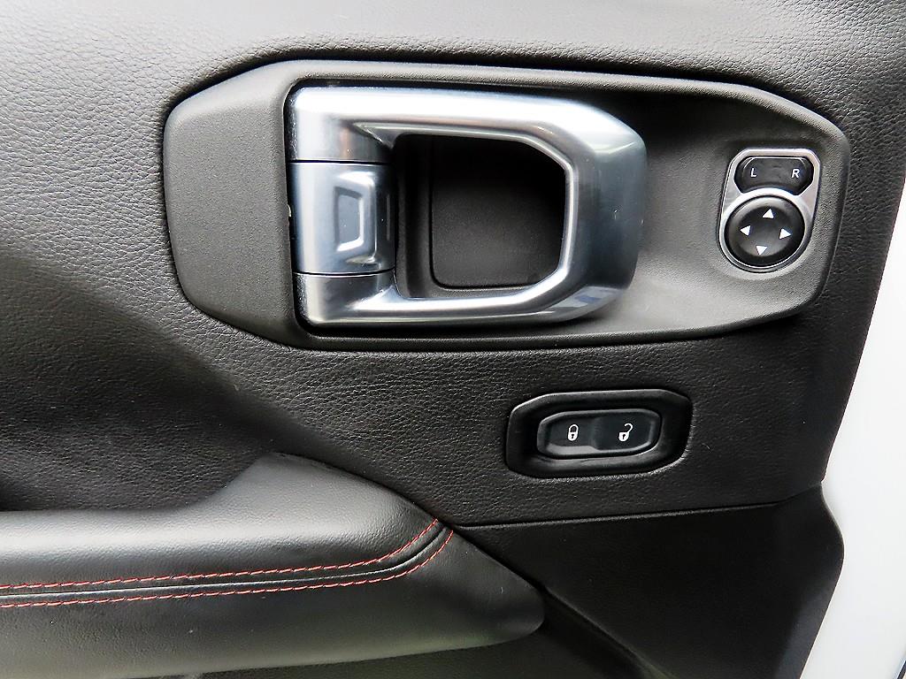 Jeep Wrangler - Vista 11