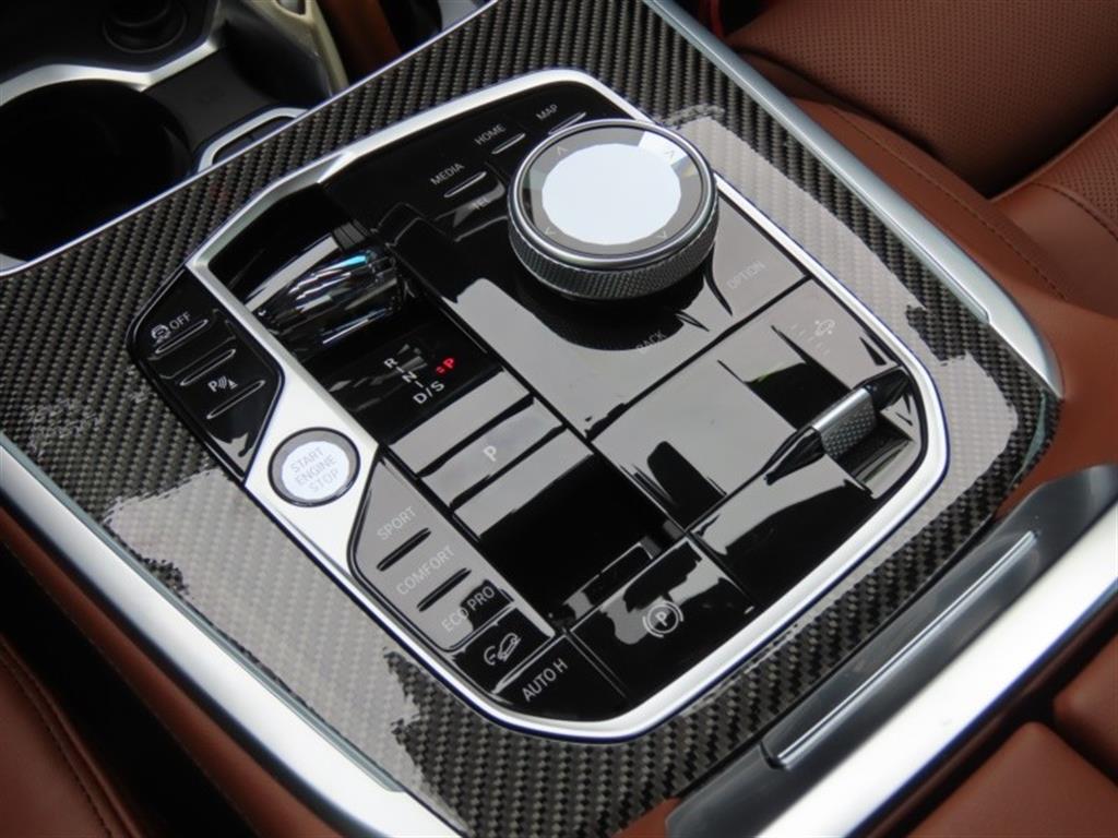 BMW X7 - Vista 11
