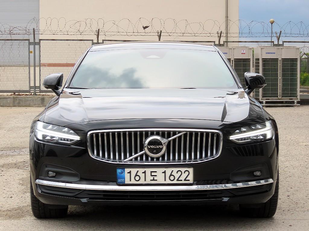 Volvo S90 2022 Negro - Importación desde Corea - HF Imports Iquique - Foto 1