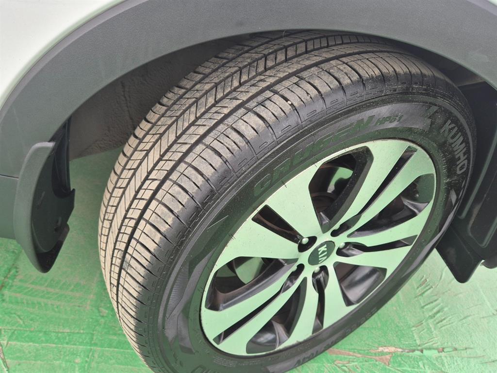 KIA Sportage 2013 Blanco - Importación desde Corea - HF Imports Iquique - Foto 18