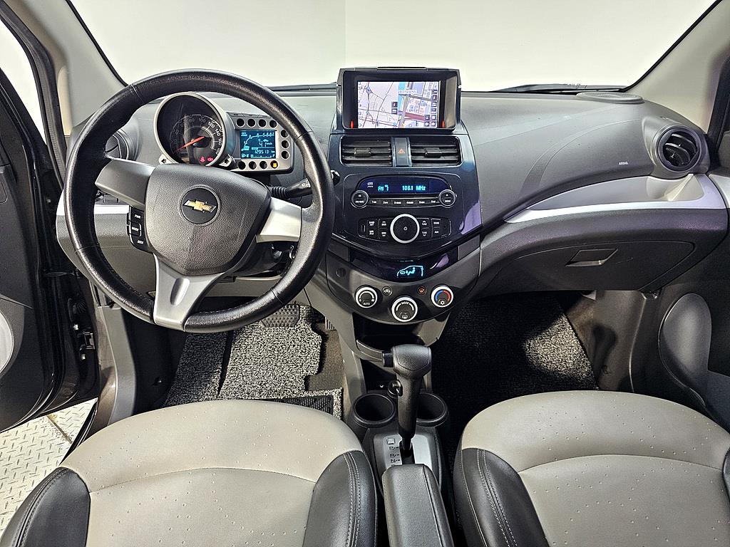 Chevrolet Spark - Vista 5