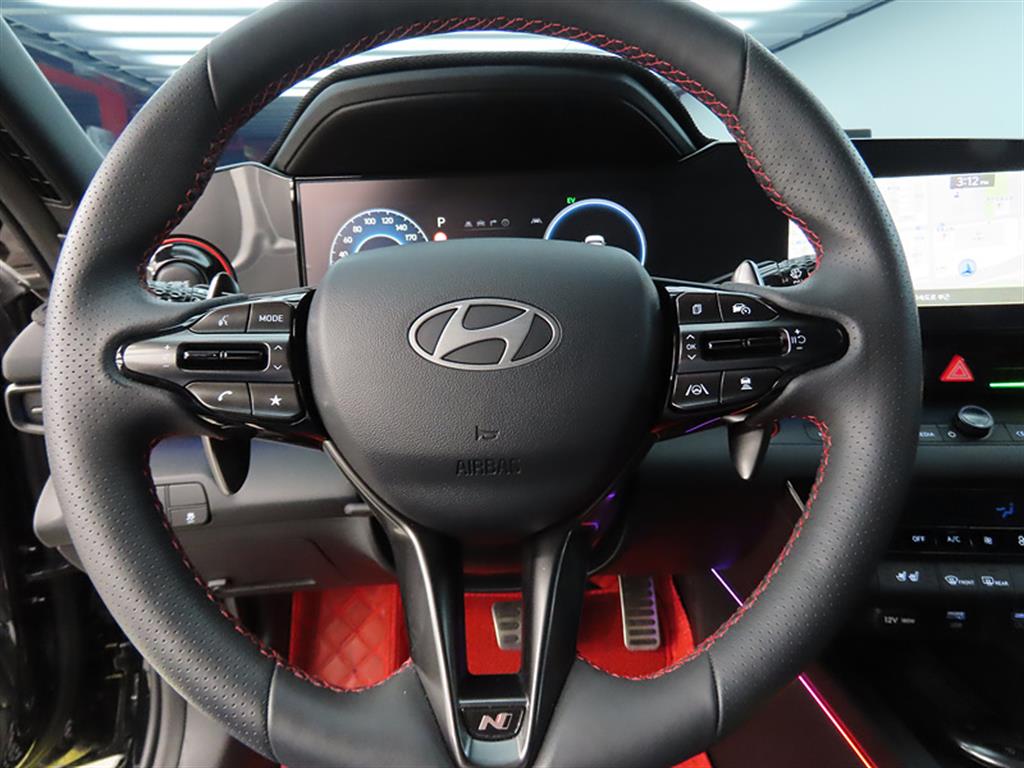 HYUNDAI Avante - Vista 8