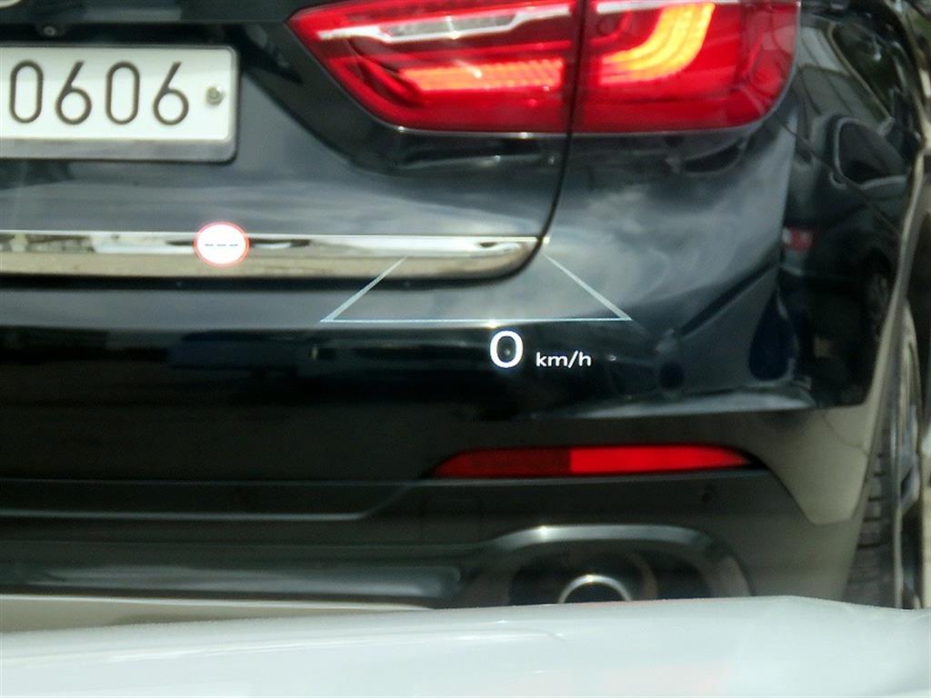KIA Carnival - Vista 11