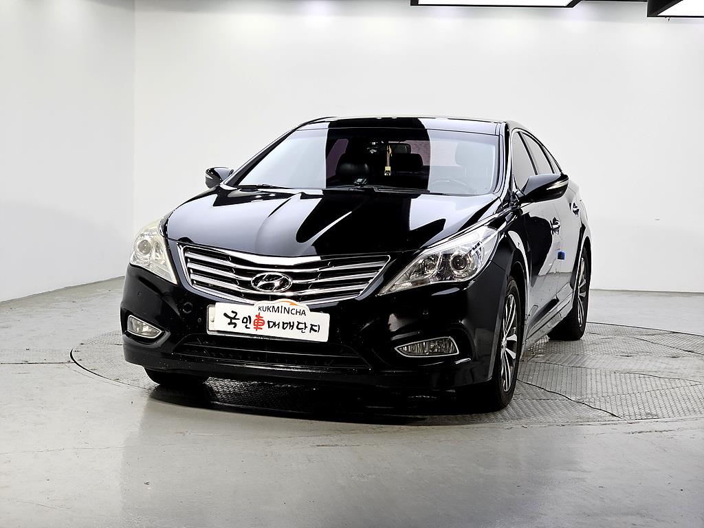 HYUNDAI Grandeur - Vista 2