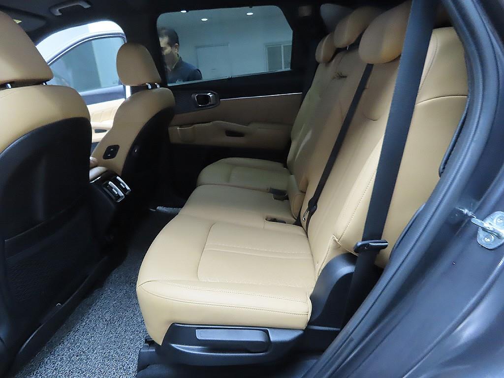 KIA Sorento 2021 Gris - Importación desde Corea - HF Imports Iquique - Foto 9