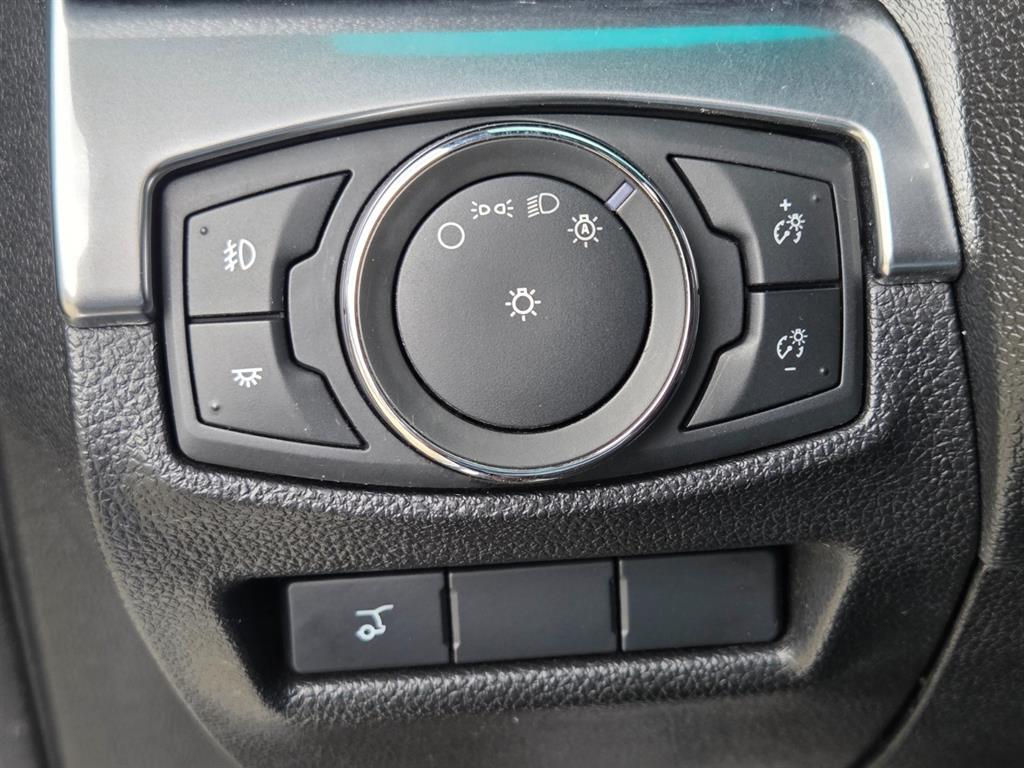 Ford Explorer - Vista 12