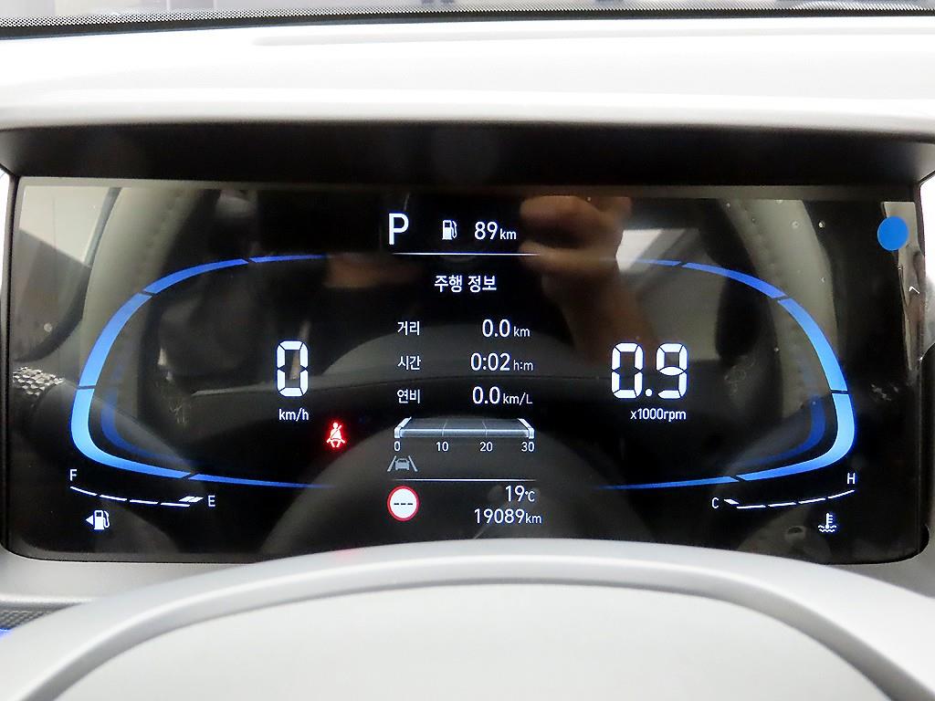 HYUNDAI Casper - Vista 6