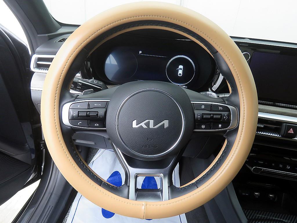 KIA K5 - Vista 9
