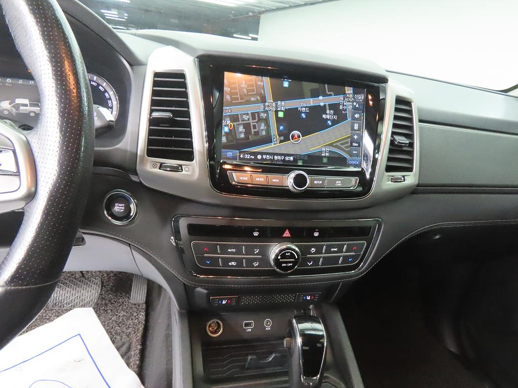 Ssangyong Rexton - Vista 10