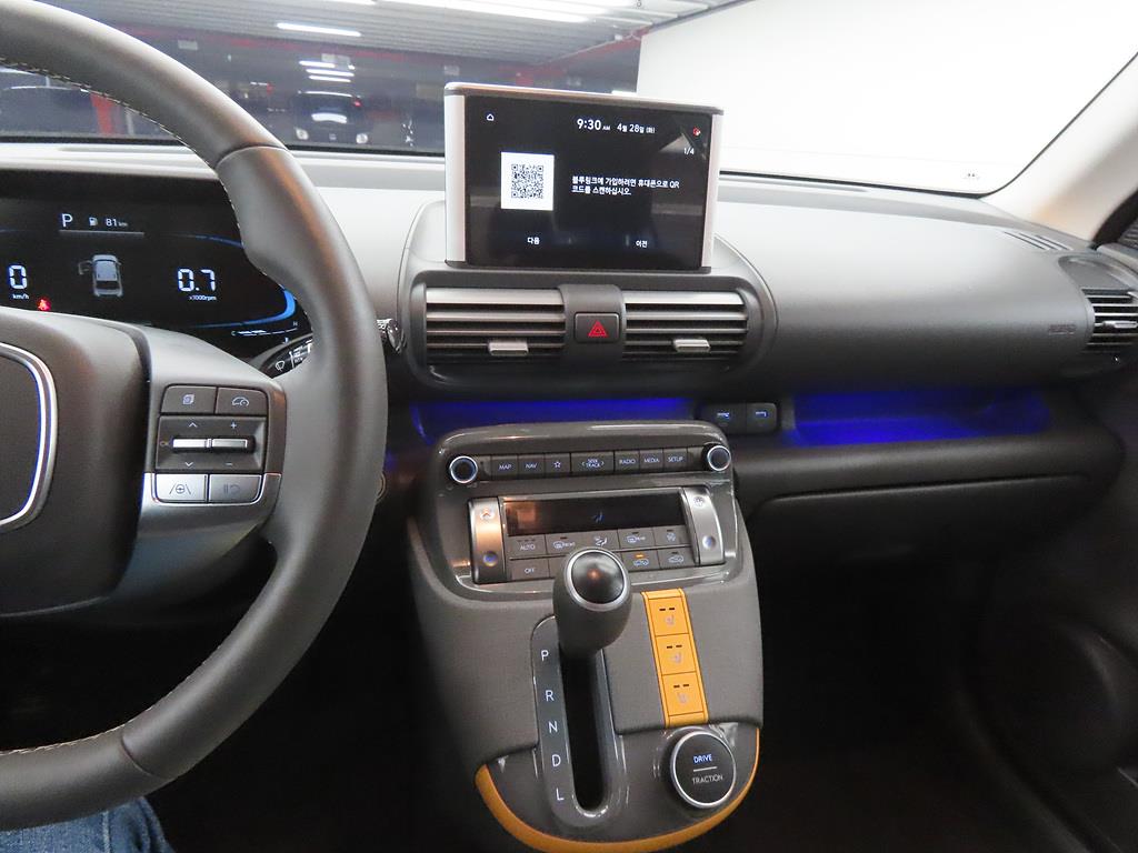 HYUNDAI Casper - Vista 10