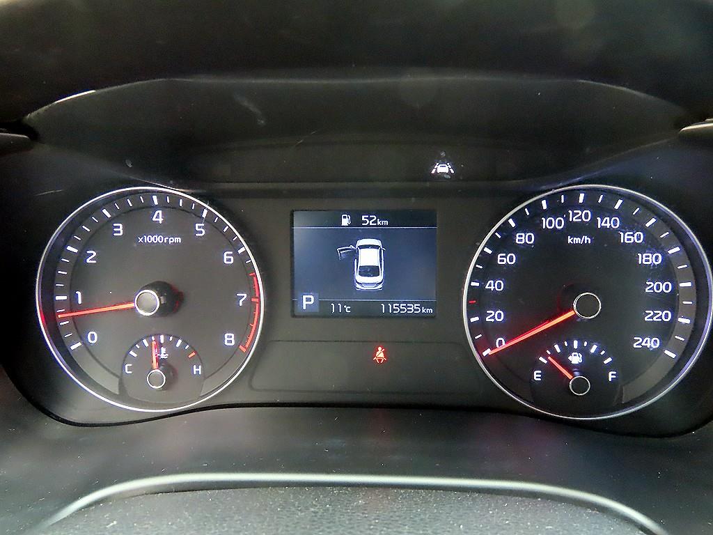 HYUNDAI Grandeur - Vista 9
