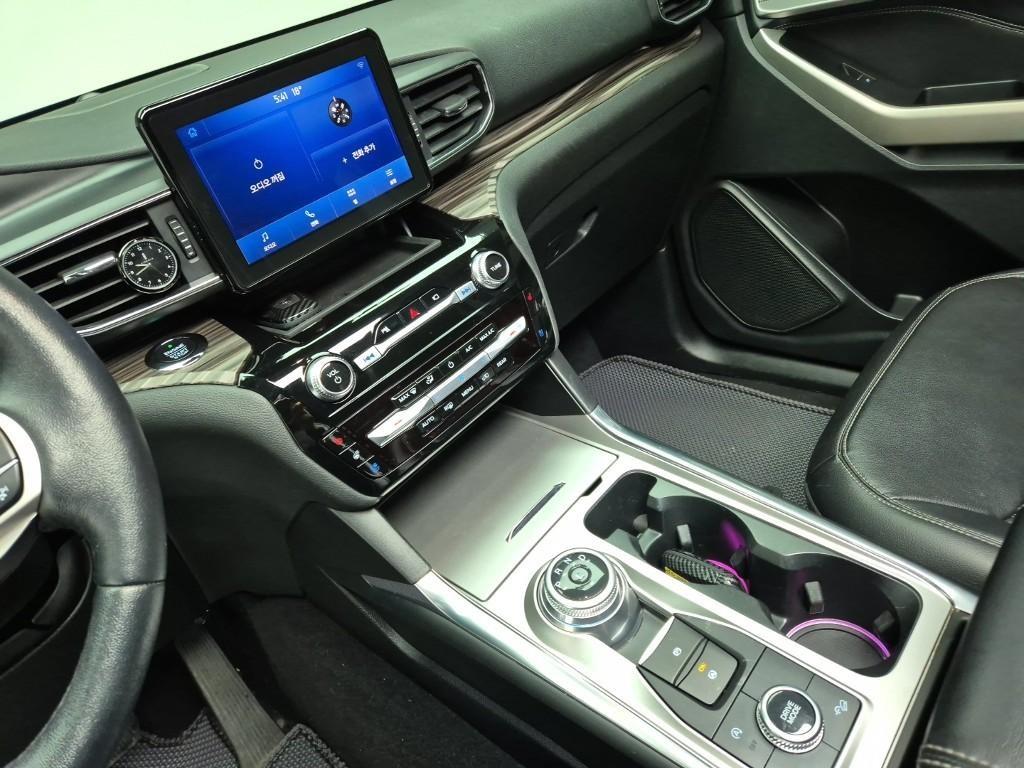 Ford Explorer - Vista 10