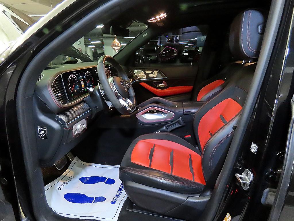 Mercedes Benz GLE Class - Vista 6