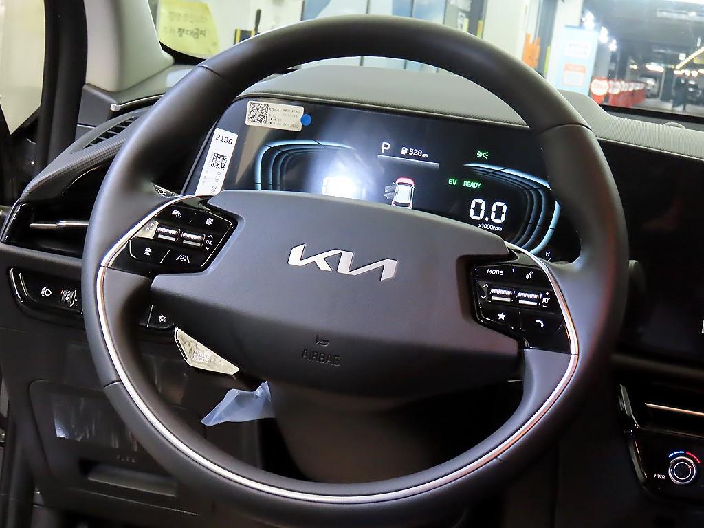 KIA Niro - Vista 8